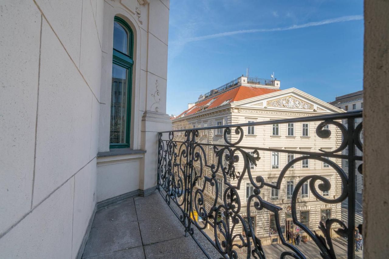 Vienna Residence, City Hall - Parliament Exterior photo